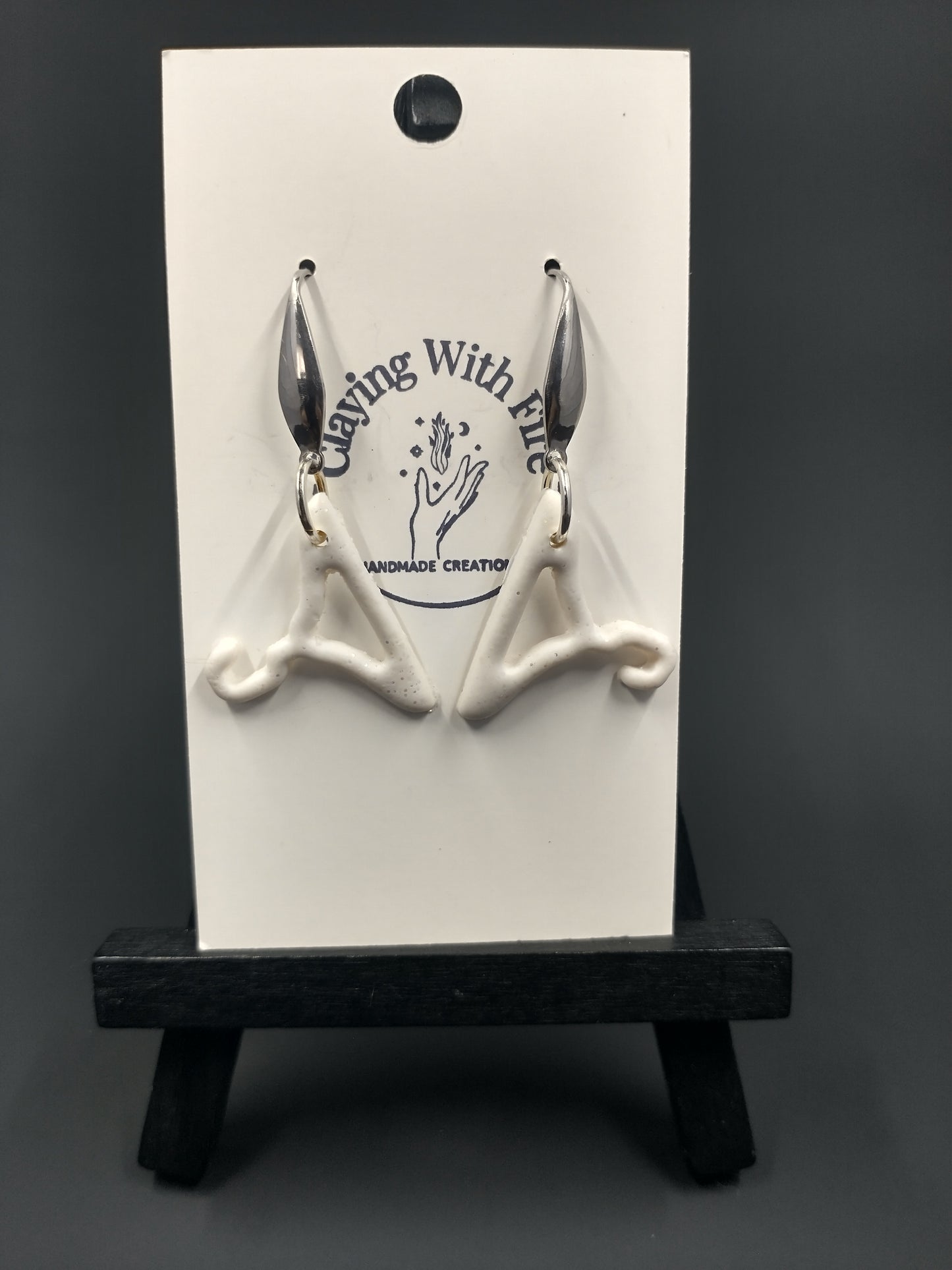 Hanger | White